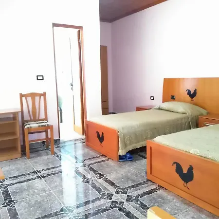 Gjeli Hotel *